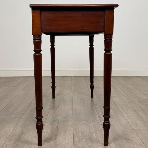 ANTIQUE 19TH CENTURY VICTORIAN WRITING TABLE IN MAHOGANY - ADDITIONAL PHOTO 6