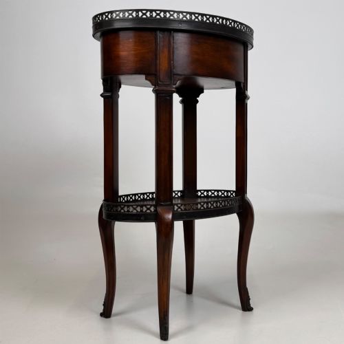 ANTIQUE 20TH CENTURY PAIR OF MAHOGANY BEDSIDE CABINETS - ADDITIONAL PHOTO 4