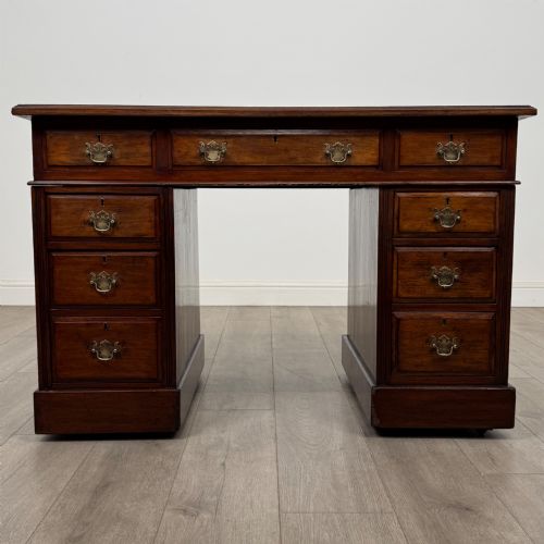 antique 20th century leather top pedestal desk in walnut - CATEGORY: ANTIQUE DESKS - DATED EDWARDIAN