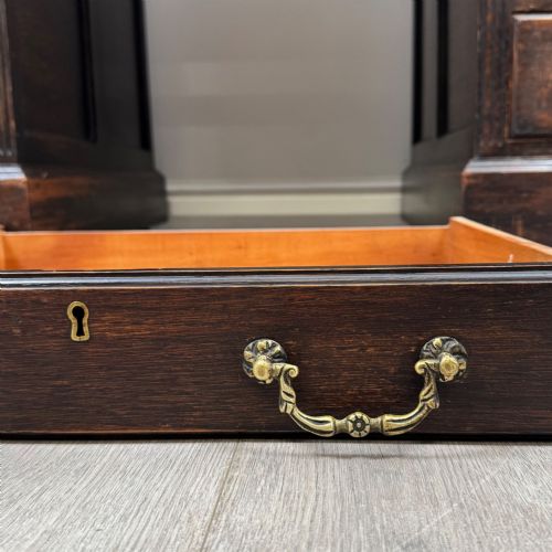 ANTIQUE 20TH CENTURY LEATHER TOP PEDESTAL DESK IN OAK - ADDITIONAL PHOTO 10