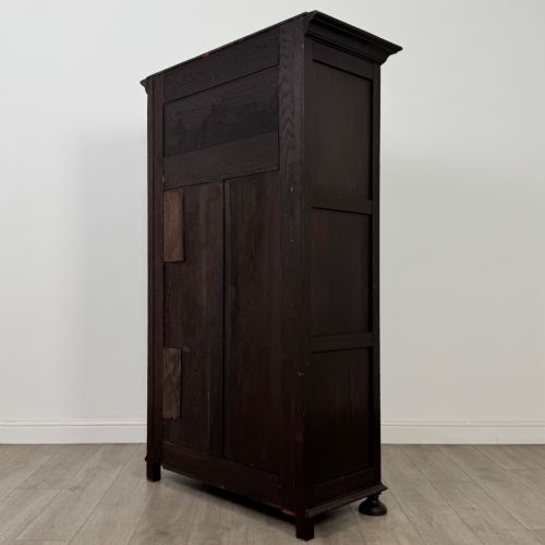 ANTIQUE 20TH CENTURY JACOBEAN STYLE WARDROBE IN OAK - ADDITIONAL PHOTO 6