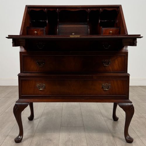 ANTIQUE 20TH CENTURY GOOD QUALITY BUREAU IN MAHOGANY - ADDITIONAL PHOTO 1