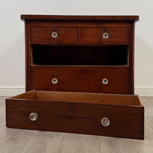 ANTIQUE 19TH CENTURY VICTORIAN CHEST OF DRAWERS IN MAHOGANY - ADDITIONAL PHOTO 9