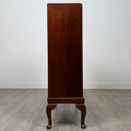 ANTIQUE 20TH CENTURY SMALL MAHOGANY DISPLAY CABINET - ADDITIONAL PHOTO 7