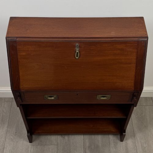 ANTIQUE 19TH CENTURY CAMPAIGN STYLE BUREAU IN MAHOGANY - ADDITIONAL PHOTO 10