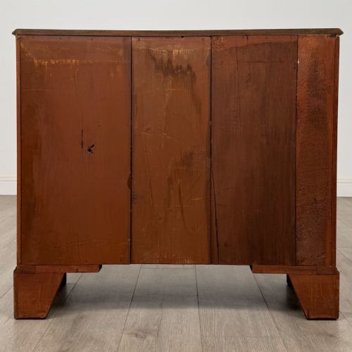 ANTIQUE 18TH CENTURY SMALL GEORGIAN CABINET IN MAHOGANY - ADDITIONAL PHOTO 5