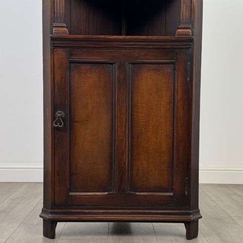 ANTIQUE 20TH CENTURY GOOD QUALITY CORNER CABINET IN OAK - ADDITIONAL PHOTO 4