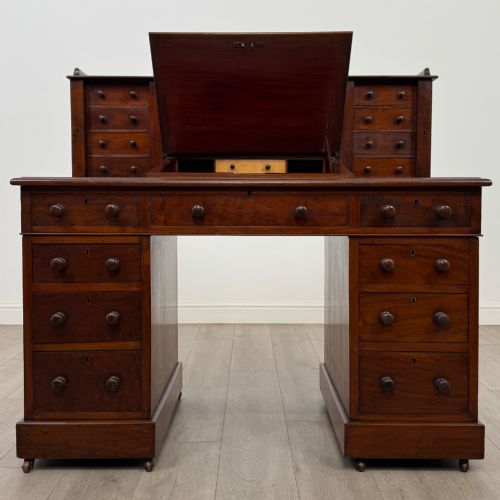 ANTIQUE 19TH CENTURY VICTORIAN DICKENS DESK IN MAHOGANY - ADDITIONAL PHOTO 1