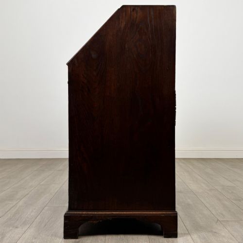 ANTIQUE 18TH CENTURY GEORGIAN OAK BUREAU - ADDITIONAL PHOTO 3