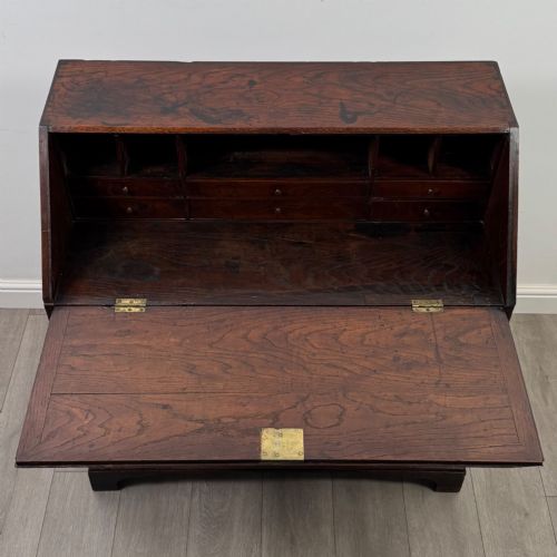 ANTIQUE 18TH CENTURY GEORGIAN OAK BUREAU - ADDITIONAL PHOTO 10