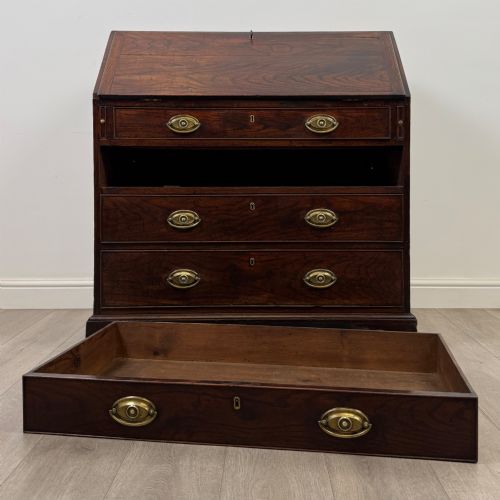 ANTIQUE 18TH CENTURY GEORGIAN OAK BUREAU - ADDITIONAL PHOTO 11