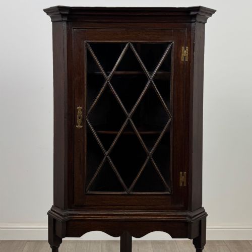 ANTIQUE 19TH CENTURY SMALL VICTORIAN CORNER CABINET IN OAK - ADDITIONAL PHOTO 3