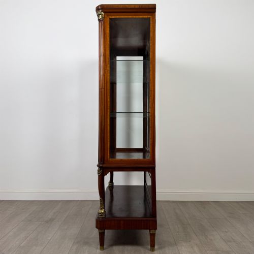 ANTIQUE 19TH CENTURY FRENCH DISPLAY CABINET IN MAHOGANY - ADDITIONAL PHOTO 3