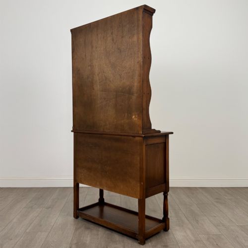 fig 6. Antique 20th Century Small Welsh Dresser In Oak