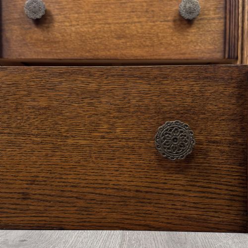 ANTIQUE 20TH CENTURY LOW CUPBOARD IN OAK - ADDITIONAL PHOTO 11