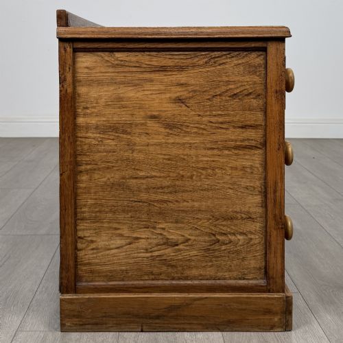 ANTIQUE 20TH CENTURY LOW CHEST OF DRAWERS IN OAK - ADDITIONAL PHOTO 6