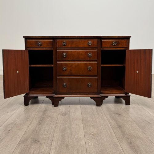 ANTIQUE 20TH CENTURY SMALL BREAKFRONT SIDEBOARD IN MAHOGANY - ADDITIONAL PHOTO 1