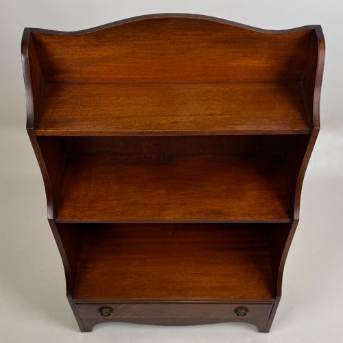 ANTIQUE 20TH CENTURY SMALL OPEN BOOKCASE IN MAHOGANY - ADDITIONAL PHOTO 9