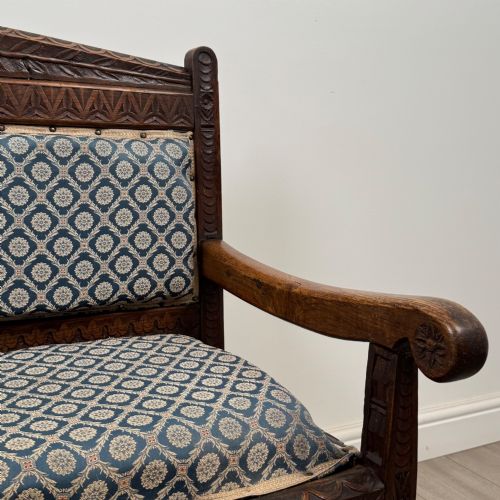 ANTIQUE 19TH CENTURY VICTORIAN CARVED OAK BENCH - ADDITIONAL PHOTO 9