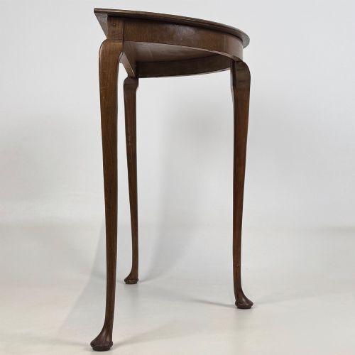 ANTIQUE 20TH CENTURY EDWARDIAN DEMI LUNE SIDE TABLE IN OAK - ADDITIONAL PHOTO 6