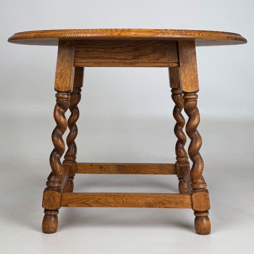 ANTIQUE 20TH CENTURY ROUND EDWARDIAN COFFEE TABLE IN OAK - ADDITIONAL PHOTO 4