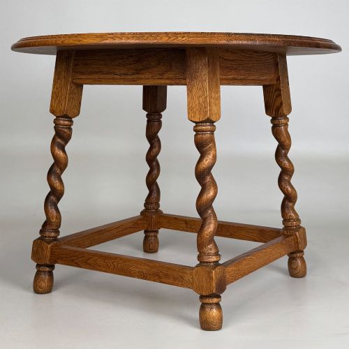 ANTIQUE 20TH CENTURY ROUND EDWARDIAN COFFEE TABLE IN OAK - ADDITIONAL PHOTO 5