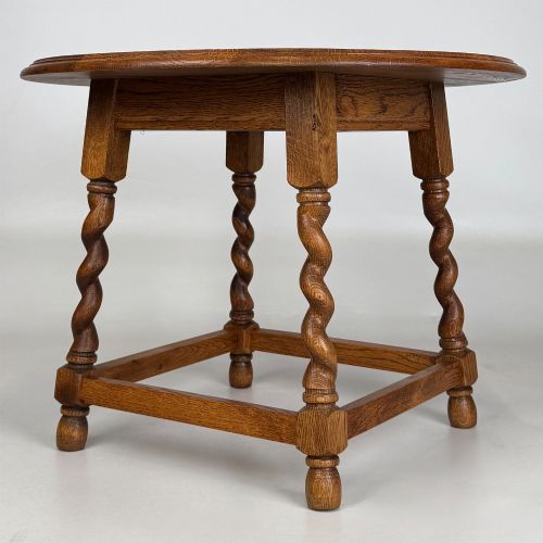 ANTIQUE 20TH CENTURY ROUND EDWARDIAN COFFEE TABLE IN OAK - ADDITIONAL PHOTO 7