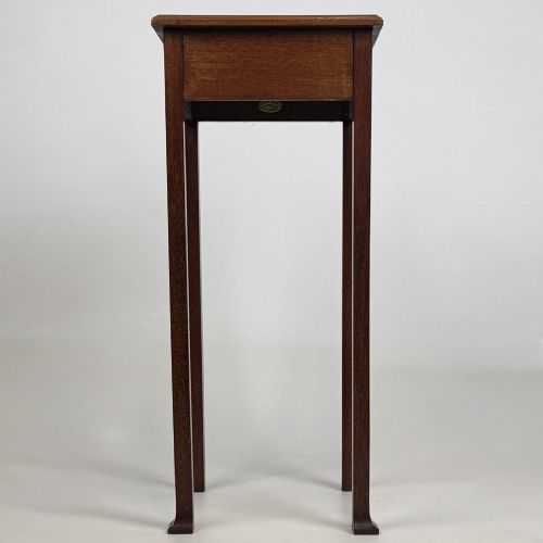 antique 20th century edwardian side table in mahogany - CATEGORY: ANTIQUE MISCELLANEOUS - DATED EDWARDIAN