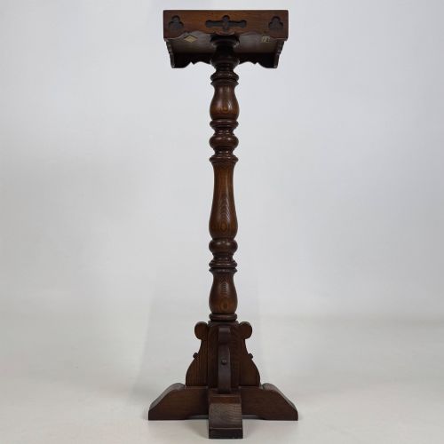 fig 4. Antique 20th Century Decorative Plant Stand In Oak