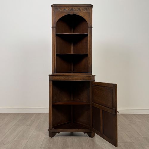 fig 1. Antique 20th Century Corner Cabinet In Oak
