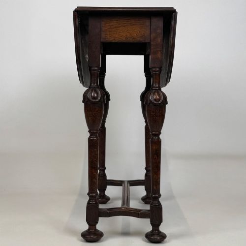 ANTIQUE 20TH CENTURY SMALL DROP LEAF SIDE TABLE IN OAK - ADDITIONAL PHOTO 4