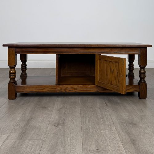 fig 1. Antique 20th Century Linenfold Coffee Table In Oak