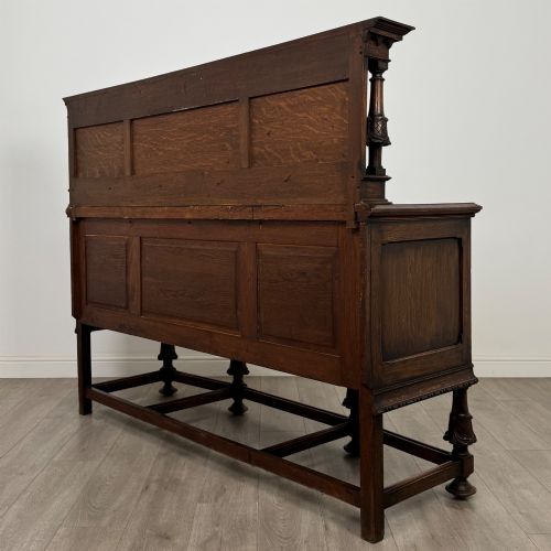 ANTIQUE 19TH CENTURY LARGE CARVED OAK SIDEBOARD OF FINE QUALITY - ADDITIONAL PHOTO 6