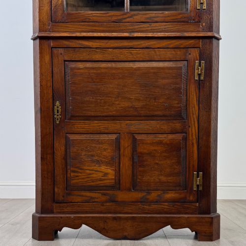 ANTIQUE 20TH CENTURY GOOD QUALITY CORNER CABINET IN OAK - ADDITIONAL PHOTO 4