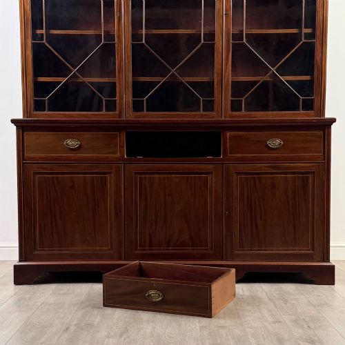 ANTIQUE 18TH CENTURY LARGE GEORGIAN BOOKCASE IN MAHOGANY - ADDITIONAL PHOTO 10