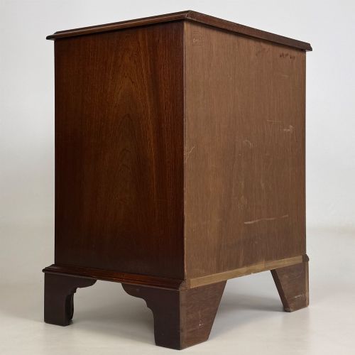 ANTIQUE 20TH CENTURY SMALL CHEST OF DRAWERS IN MAHOGANY - ADDITIONAL PHOTO 3