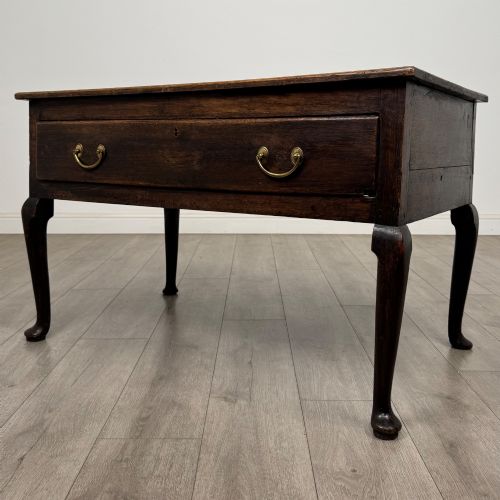 ANTIQUE 18TH CENTURY GEORGIAN UNUSUAL LOW OAK SIDE TABLE - ADDITIONAL PHOTO 1