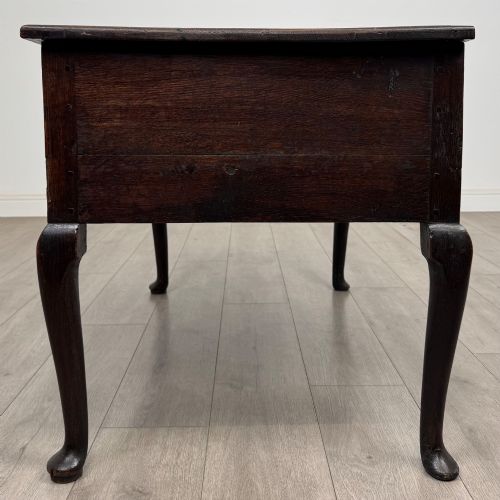 ANTIQUE 18TH CENTURY GEORGIAN UNUSUAL LOW OAK SIDE TABLE - ADDITIONAL PHOTO 2