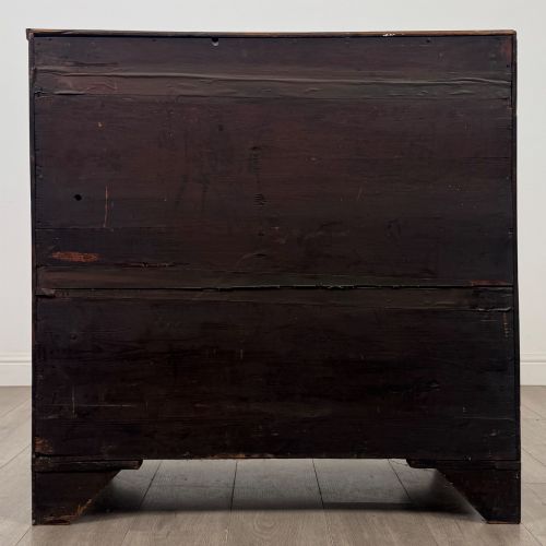 ANTIQUE 18TH CENTURY GEORGIAN CHEST OF DRAWERS IN MAHOGANY - ADDITIONAL PHOTO 4