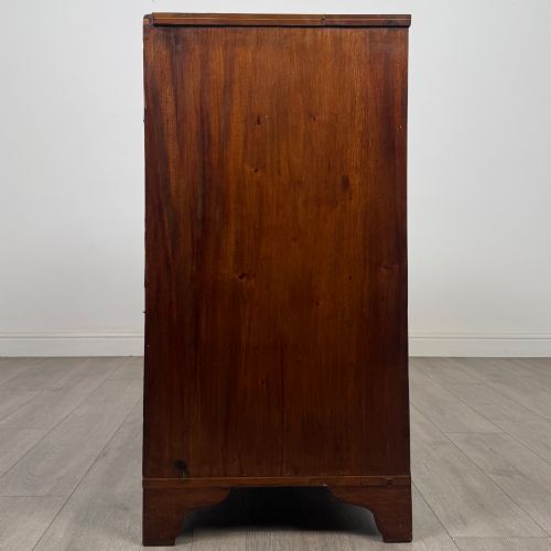 ANTIQUE 18TH CENTURY GEORGIAN CHEST OF DRAWERS IN MAHOGANY - ADDITIONAL PHOTO 6
