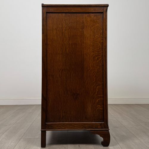 fig 7. Antique 20th Century Fitted Cupboard In Oak 