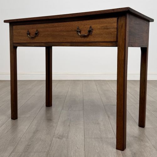 ANTIQUE 20TH CENTURY GOOD QUALITY WRITING TABLE IN MAHOGANY - ADDITIONAL PHOTO 1