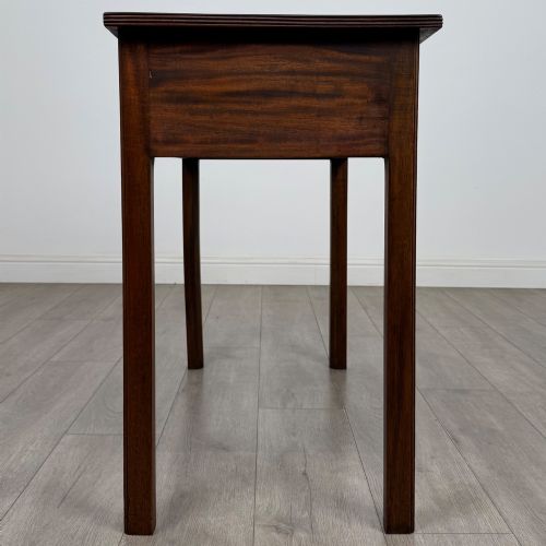 ANTIQUE 20TH CENTURY GOOD QUALITY WRITING TABLE IN MAHOGANY - ADDITIONAL PHOTO 6