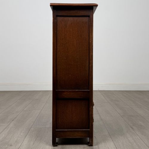 ANTIQUE 20TH CENTURY GOOD QUALITY SMALL OAK CABINET - ADDITIONAL PHOTO 7