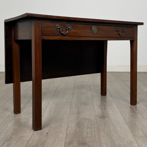 ANTIQUE 18TH CENTURY GEORGIAN WRITING TABLE IN MAHOGANY - ADDITIONAL PHOTO 8