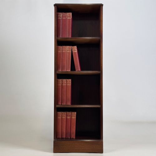 antique 20th century narrow open bookcase in mahogany - CATEGORY: ANTIQUE BOOKCASES - DATED EDWARDIAN