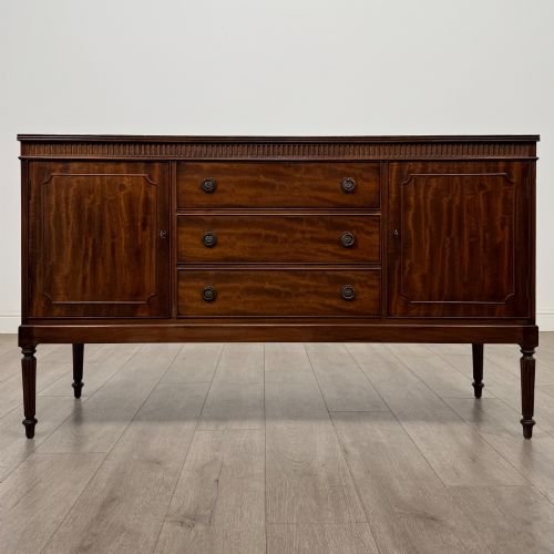 antique 20th century good quality sideboard in mahogany - CATEGORY: ANTIQUE SIDEBOARDS - DATED EDWARDIAN