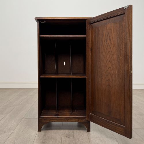 fig 1. Antique 20th Century Edwardian Cupboard In Oak