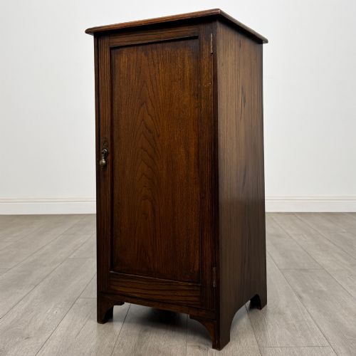 fig 2. Antique 20th Century Edwardian Cupboard In Oak
