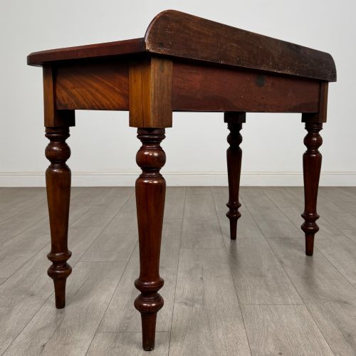 ANTIQUE 19TH CENTURY VICTORIAN WRITING TABLE IN MAHOGANY - ADDITIONAL PHOTO 3